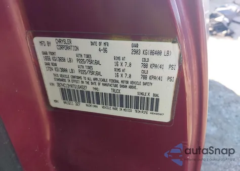 1996 Dodge Ram 1500 из США, поврежденный, VIN 3B7HC13Y0TG164527